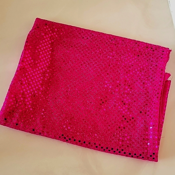 Cloth - Fuschia Sparkly Mirrored Fabric - Picture 3 of 4